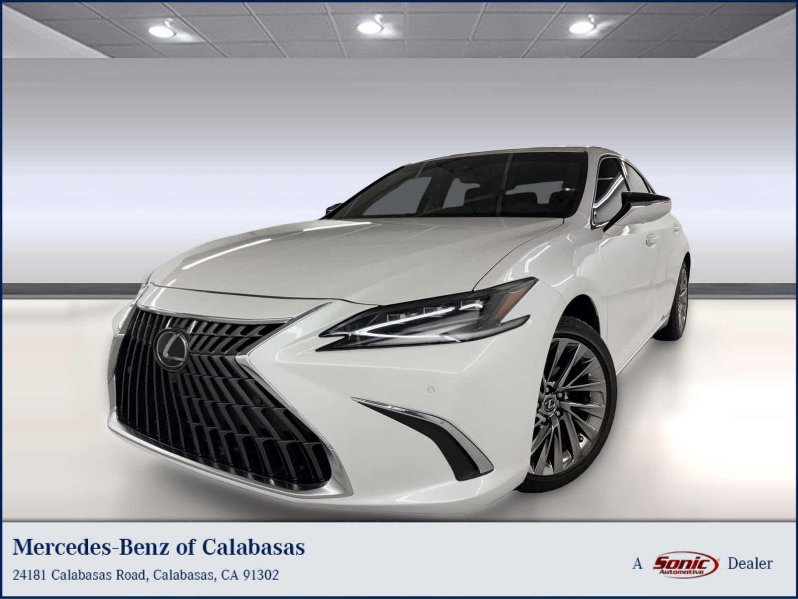 Used 2025 Lexus ES 300h w/ Luxury Package FWD image 1