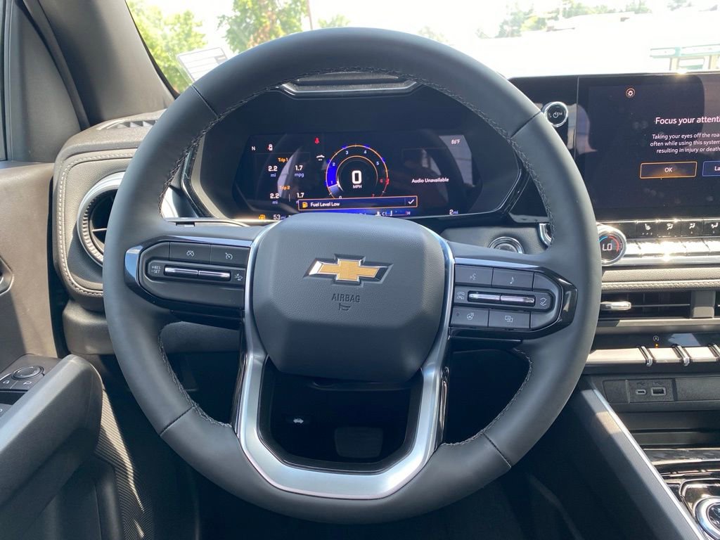New 2025 Chevrolet Colorado LT w/ LT Convenience Package AWD/4WD image 11