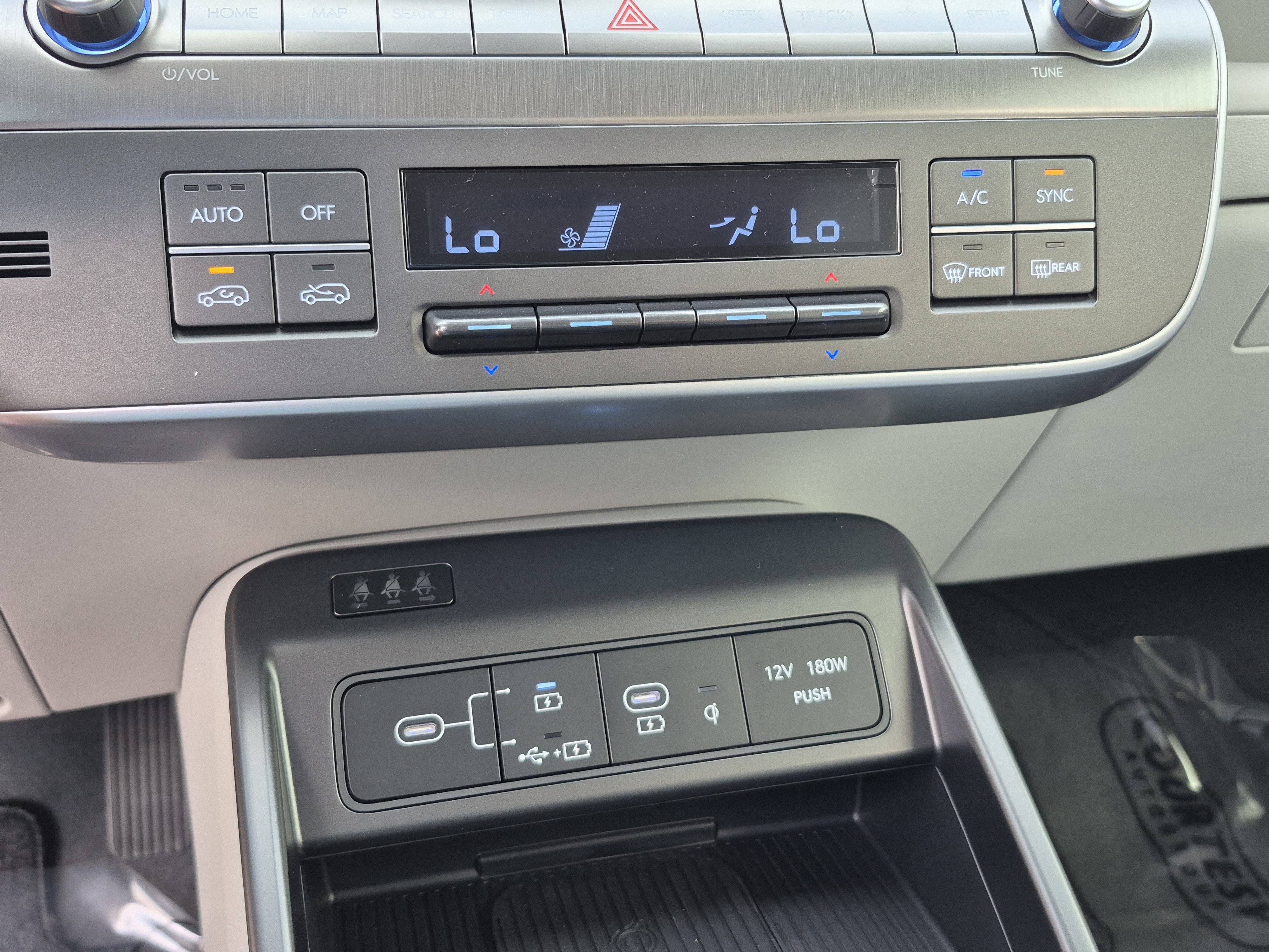 New 2026 Hyundai Kona Limited FWD image 27