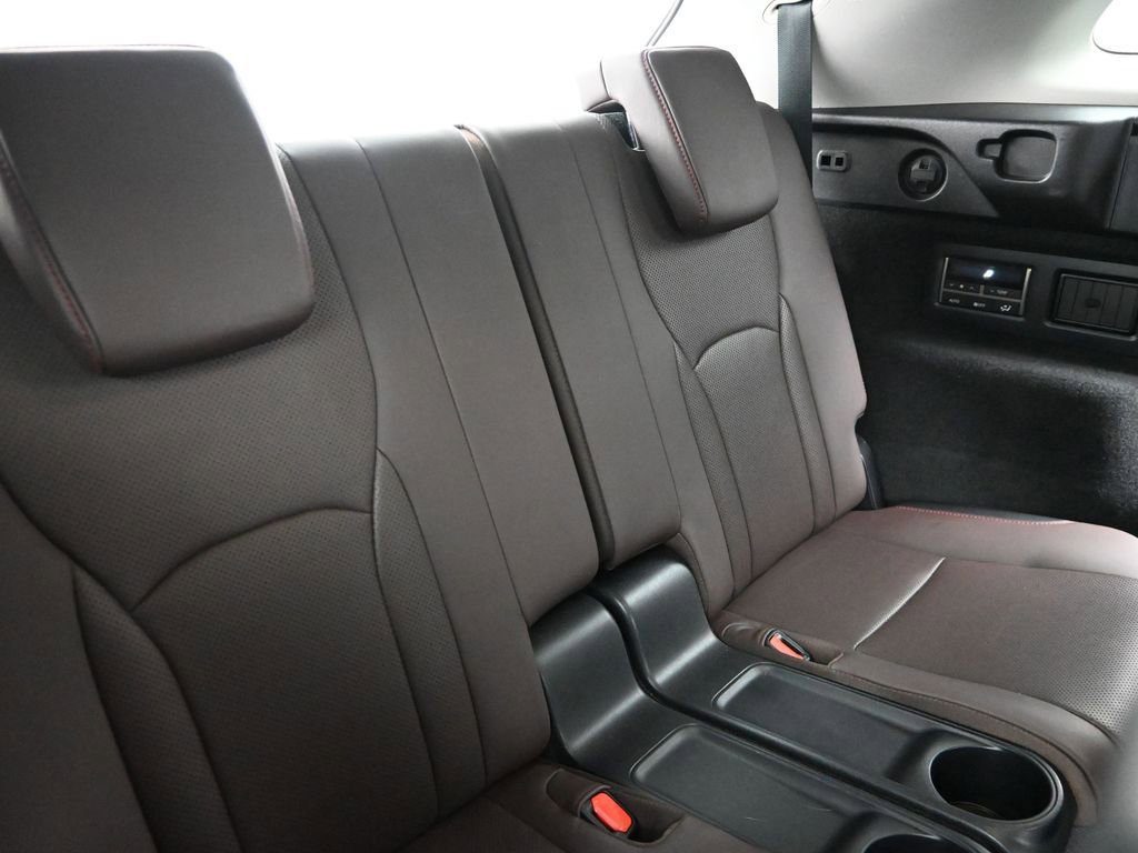 Used 2018 Lexus RX 350L AWD image 27