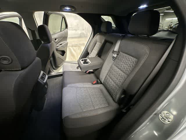 Used 2024 Chevrolet Equinox LT AWD/4WD image 18