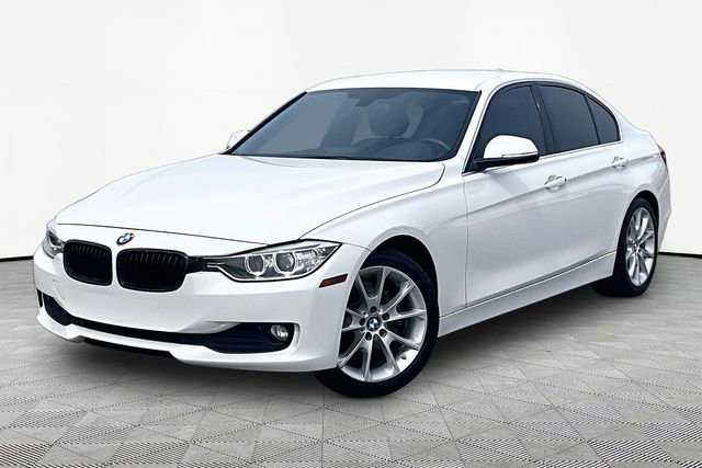 Used 2015 BMW 320i Sedan RWD image 1