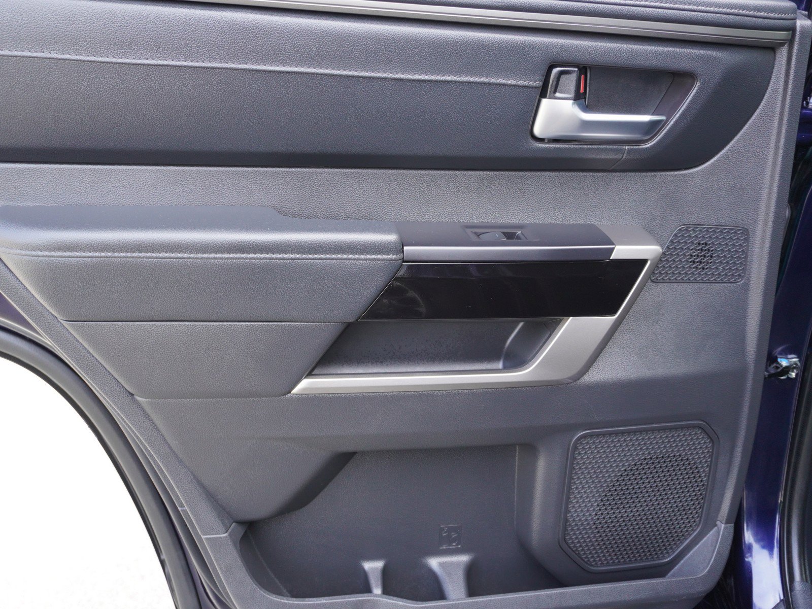 Used 2024 Toyota Sequoia Limited image 16