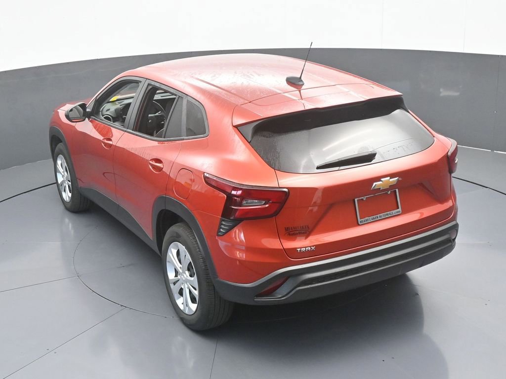 Used 2024 Chevrolet Trax LS image 44