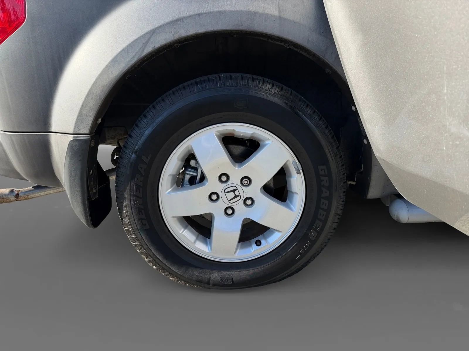 Used 2004 Honda Element EX image 13