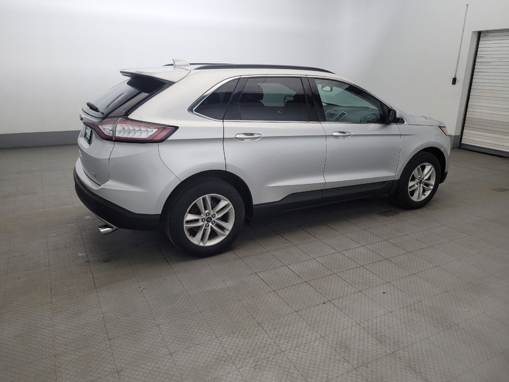 Used 2018 Ford Edge SEL AWD/4WD image 10