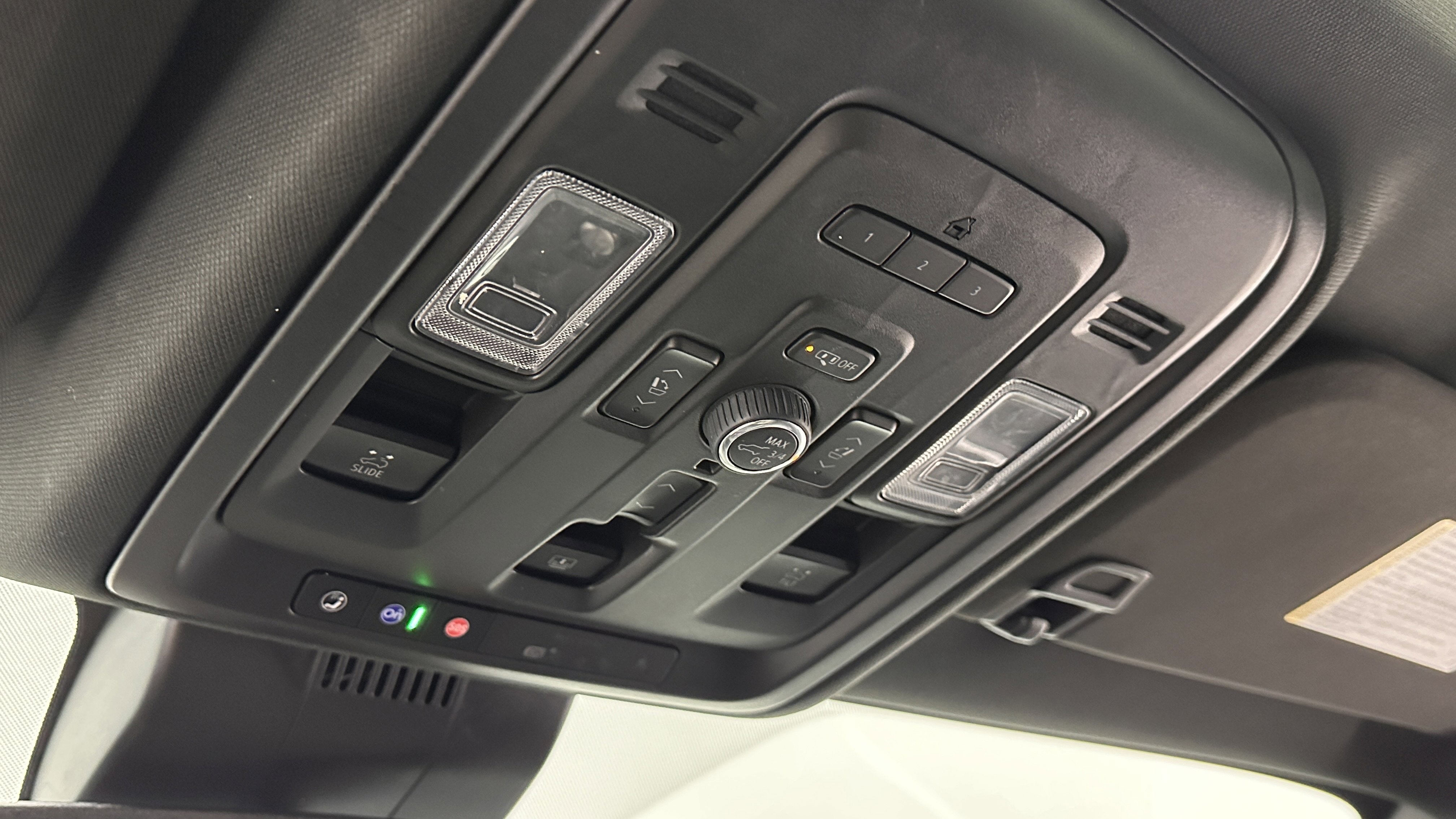 Used 2023 GMC Yukon XL Denali RWD image 22