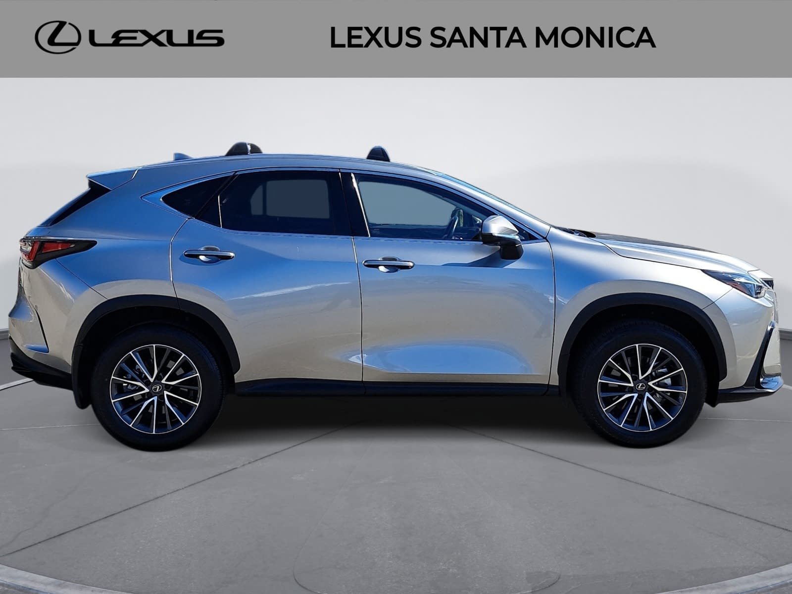 Used 2026 Lexus NX 350h AWD w/ Accessory Package (2T) image 4