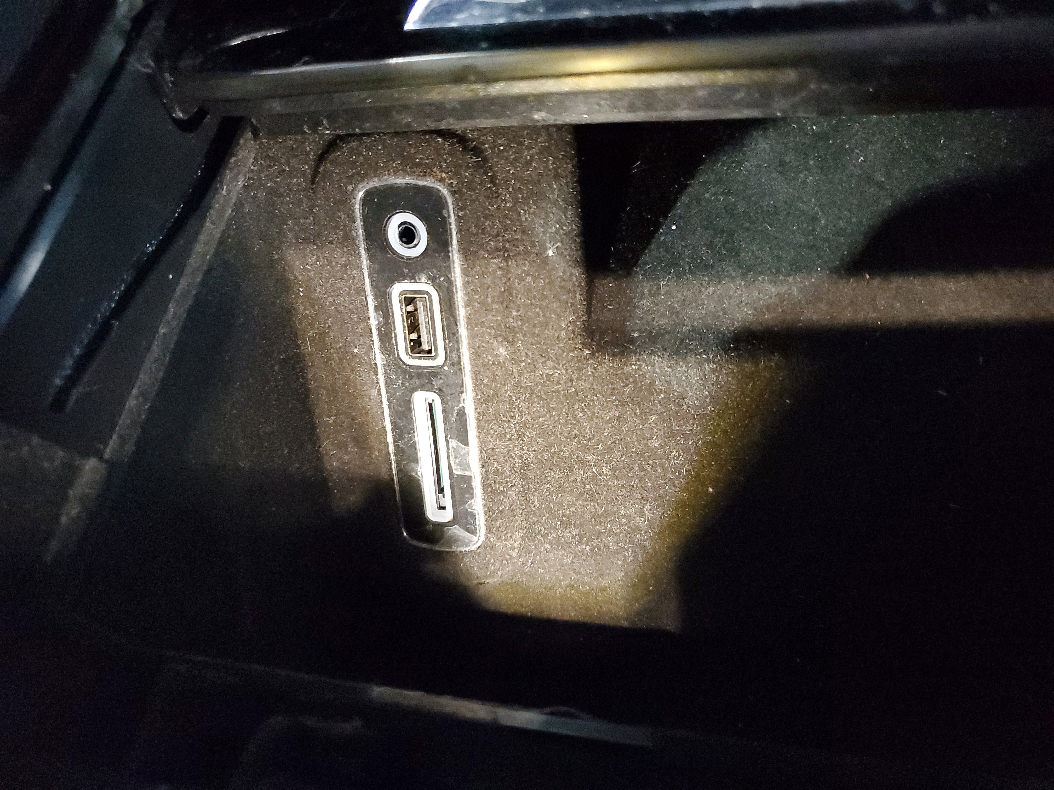 Used 2023 Maserati Levante GT image 28