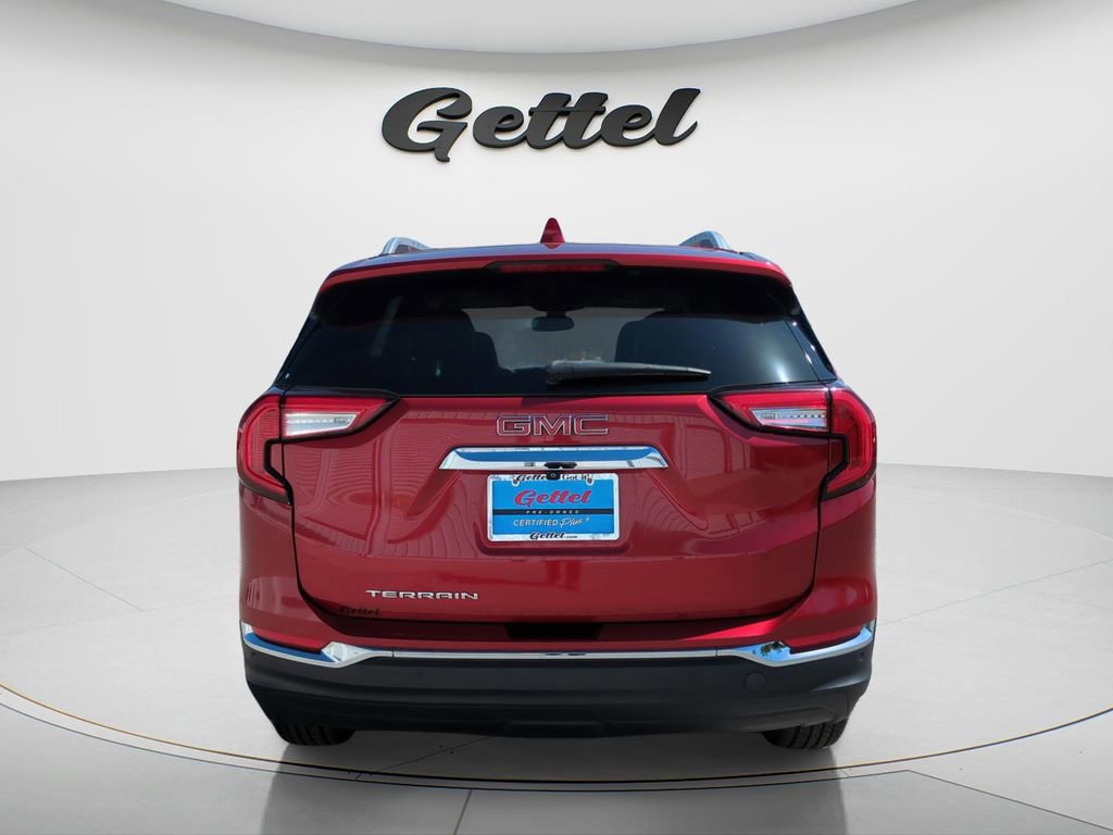 Used 2022 GMC Terrain SLT image 13
