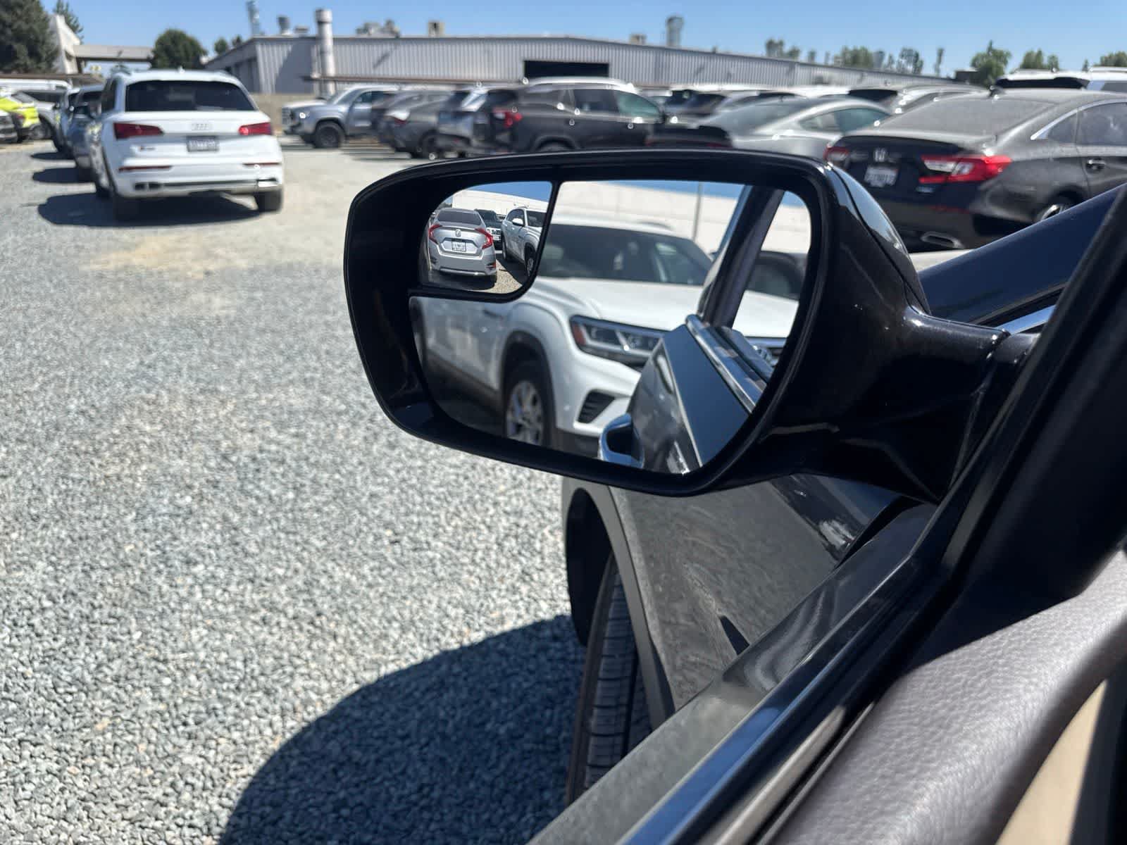 Used 2017 Hyundai Santa Fe Sport FWD image 20