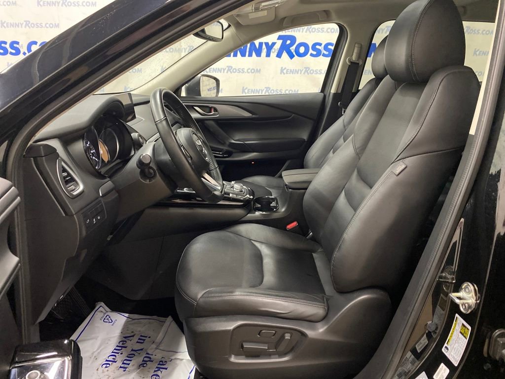 Used 2023 MAZDA CX-9 Touring image 9