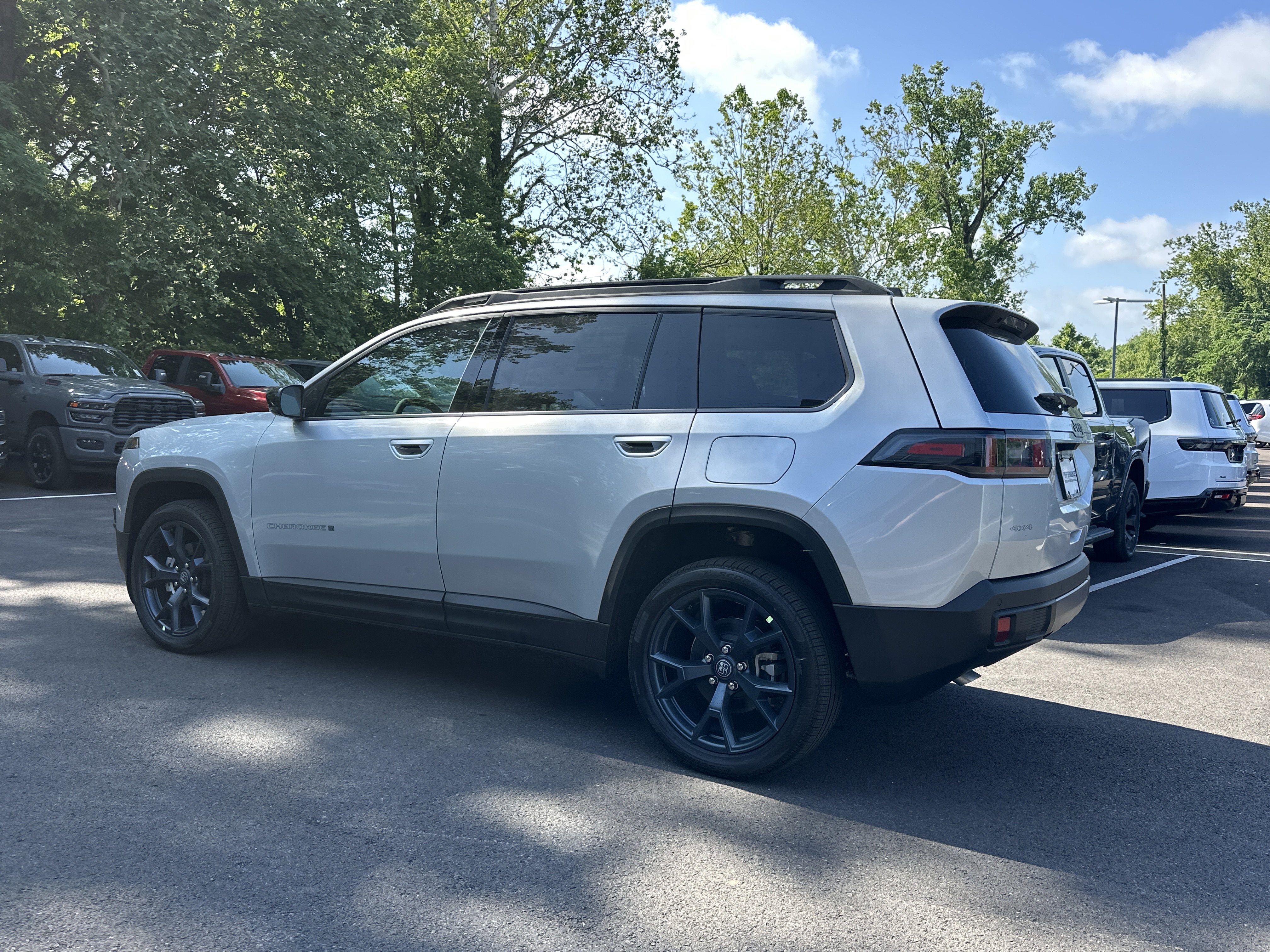 New 2026 Jeep Cherokee Limited AWD/4WD image 26