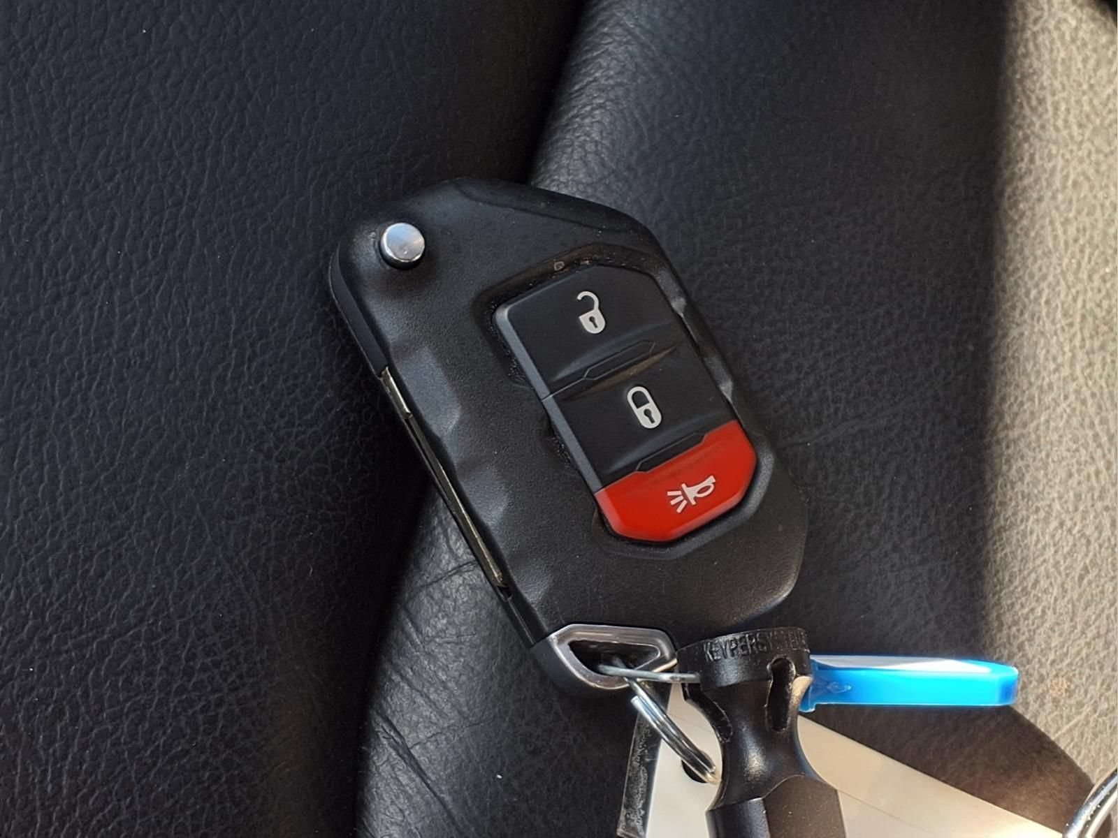 Used 2018 Jeep Wrangler Unlimited Rubicon AWD/4WD image 25