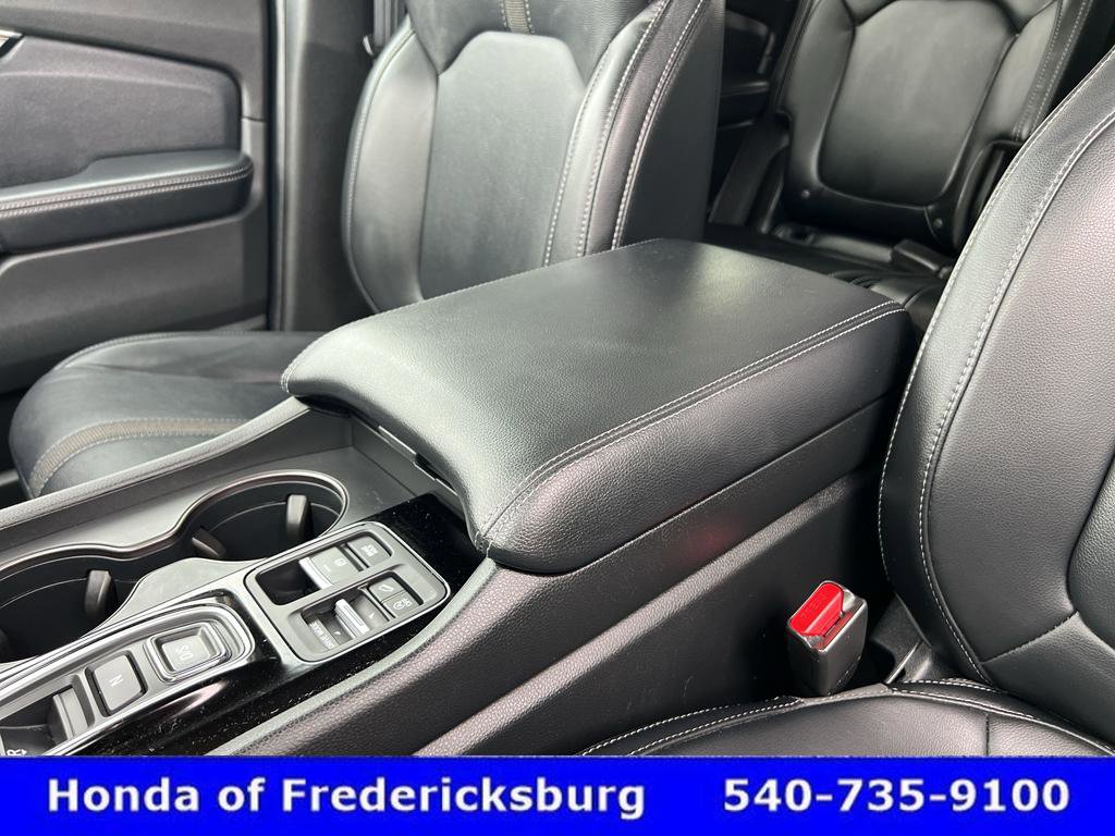 Used 2025 Honda Pilot EX-L image 21