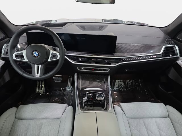 Certified 2025 BMW X5 M60i w/ Executive Package image 9