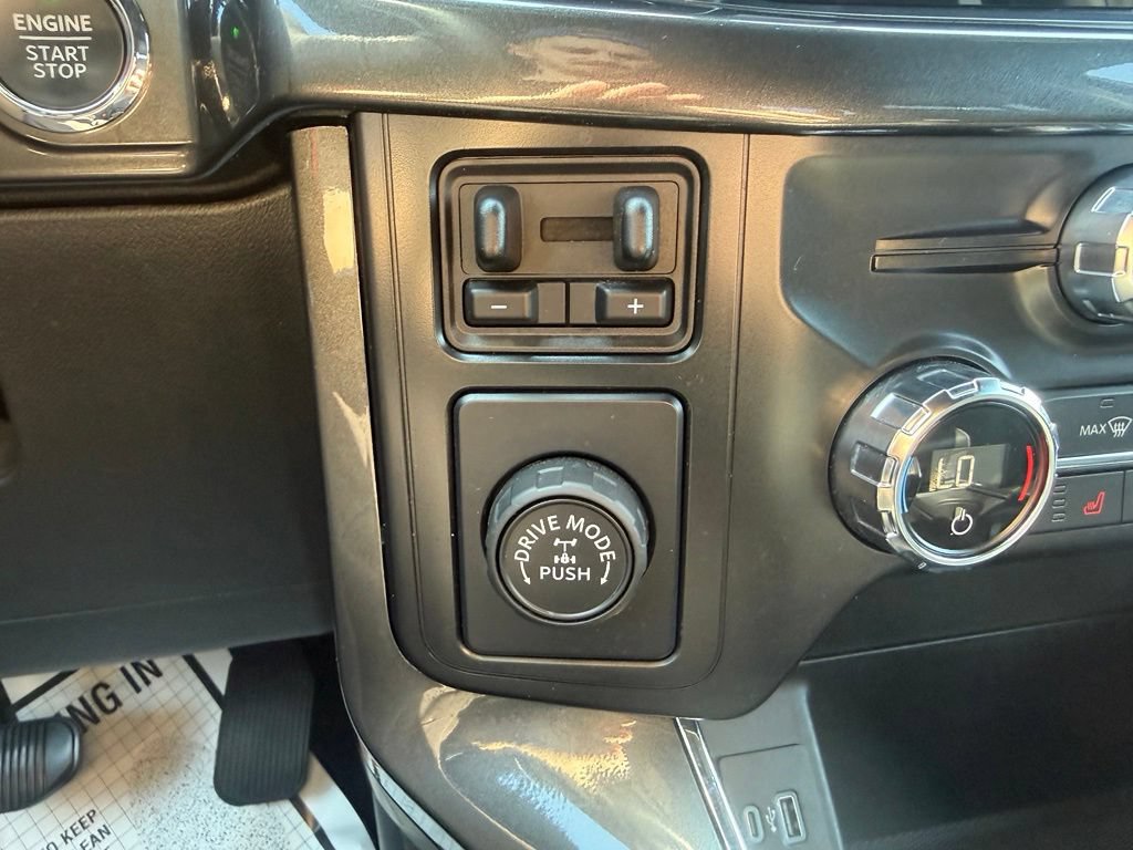 Used 2021 Ford F150 XLT w/ Equipment Group 302A High RWD image 30
