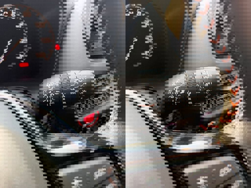 Used 2025 Honda HR-V Sport image 17