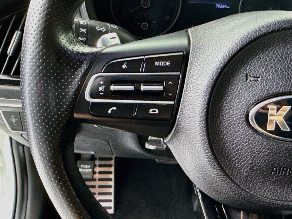 Used 2020 Kia Stinger GT-Line RWD image 11