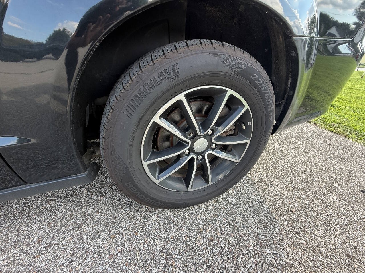 Used 2018 Dodge Grand Caravan GT FWD image 25