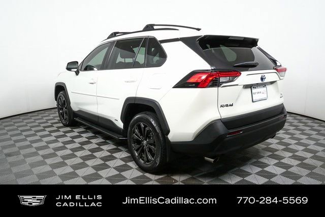 Used 2022 Toyota RAV4 XLE Premium image 27