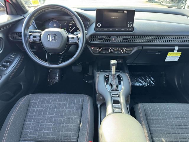 Certified 2025 Honda HR-V Sport image 11