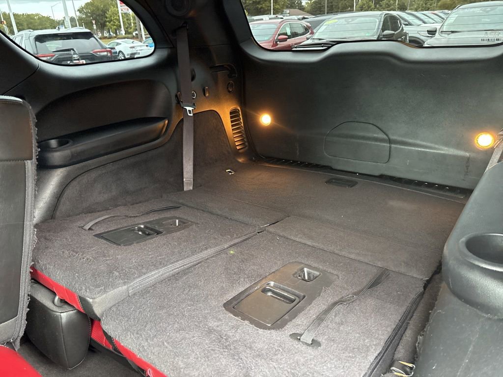 Used 2022 Dodge Durango R/T w/ Tow 'N Go Package AWD/4WD image 28