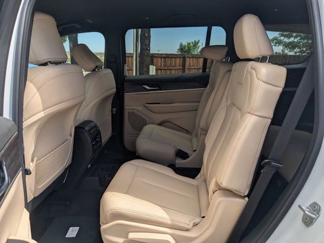 New 2025 Jeep Grand Cherokee L Limited w/ Black Appearance Package image 16