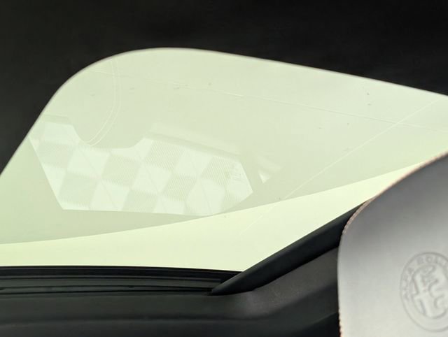 Used 2024 Alfa Romeo Tonale Ti image 13