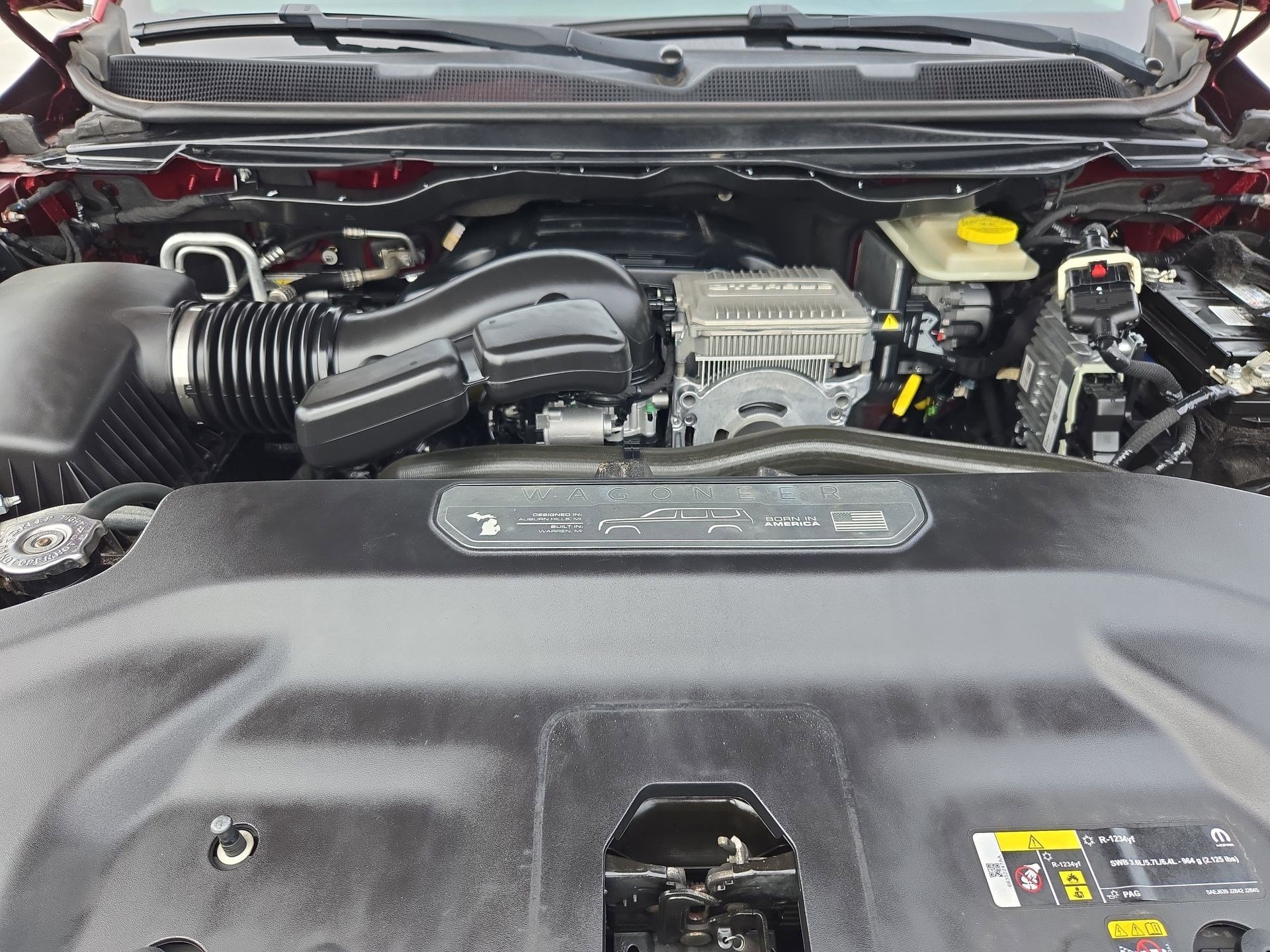 Used 2022 Jeep Wagoneer Series III w/ Rear Seat Video Group 1 AWD/4WD image 33