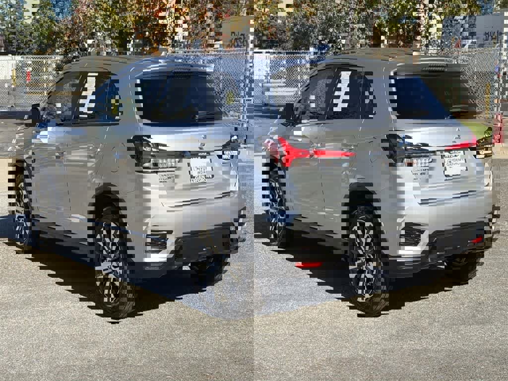 Used 2025 Mitsubishi Outlander Sport ES image 6