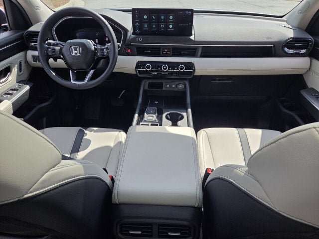 Used 2026 Honda Pilot Touring image 14