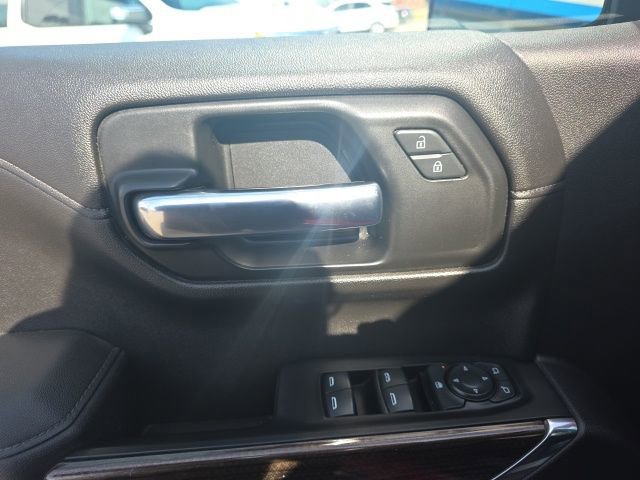 Used 2020 Chevrolet Silverado 1500 LT w/ All-Star Edition AWD/4WD image 11