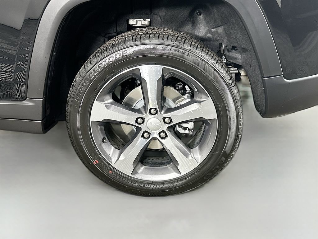 New 2026 Jeep Grand Cherokee Limited image 17