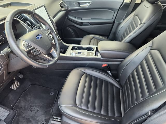 Used 2021 Ford Edge SEL w/ Convenience Package FWD image 4