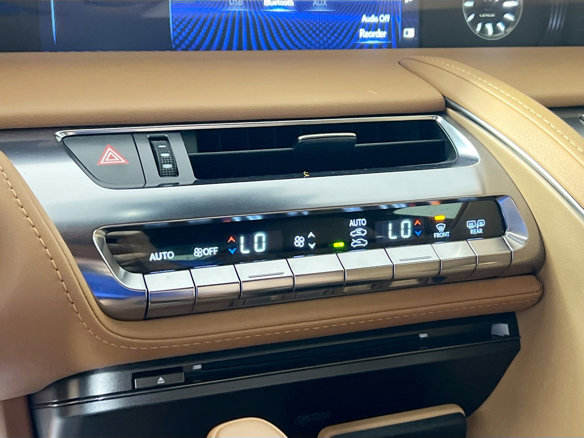 Used 2020 Lexus LC 500 Coupe w/ Performance Package image 27