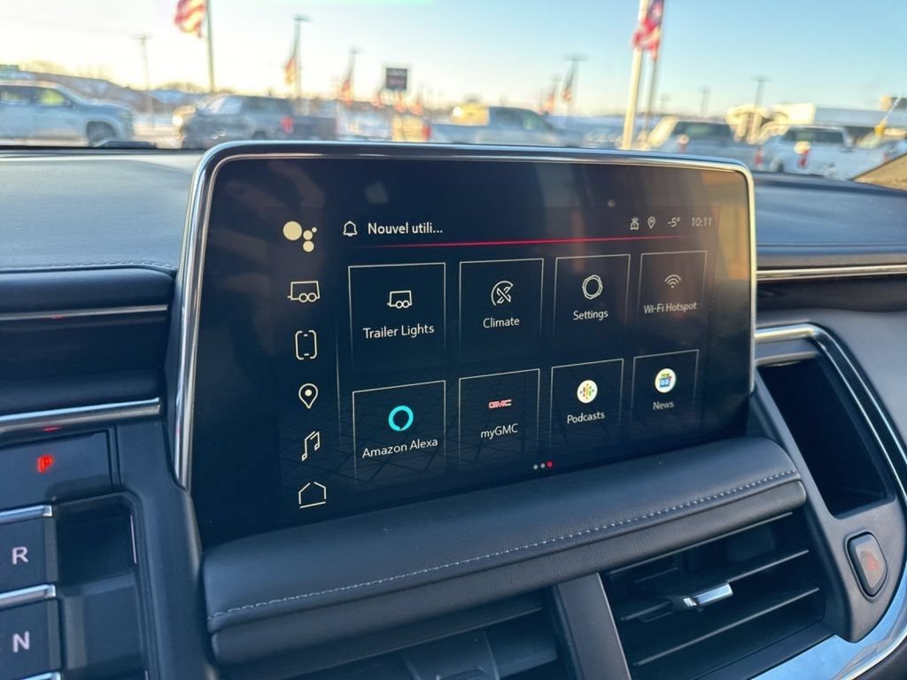 Used 2024 GMC Yukon SLE AWD/4WD image 25