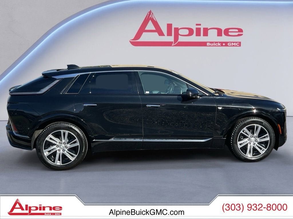 Certified 2024 Cadillac Lyriq Tech w/ Driver Assist Package AWD/4WD image 6