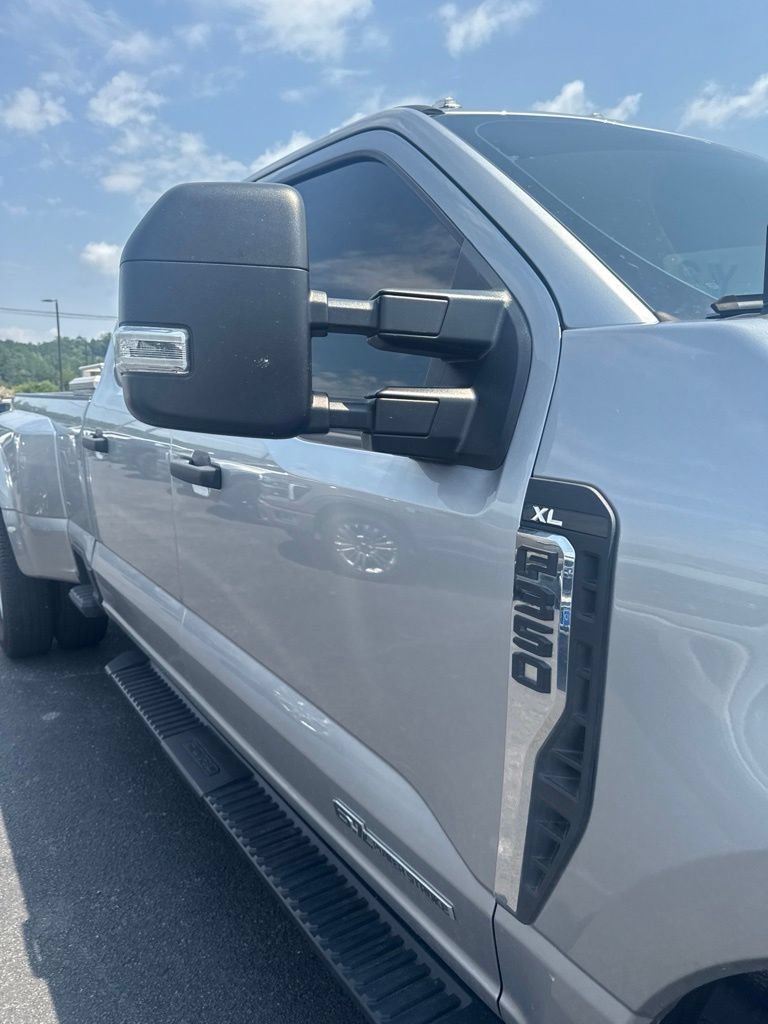 Used 2023 Ford F350 XL w/ XL Driver Assist Package AWD/4WD image 5