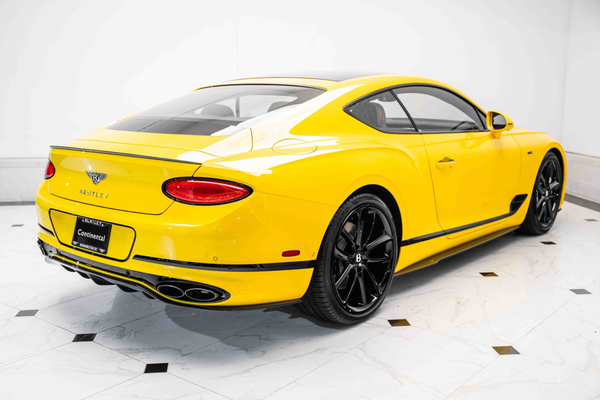 Used 2024 Bentley Continental GT V8 image 11