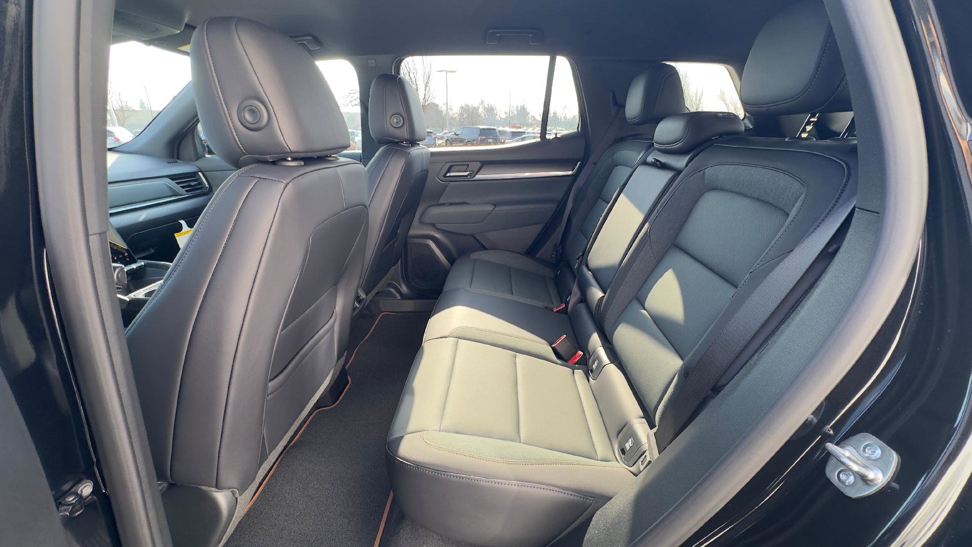 New 2026 GMC Terrain AT4 w/ Technology Package II image 9