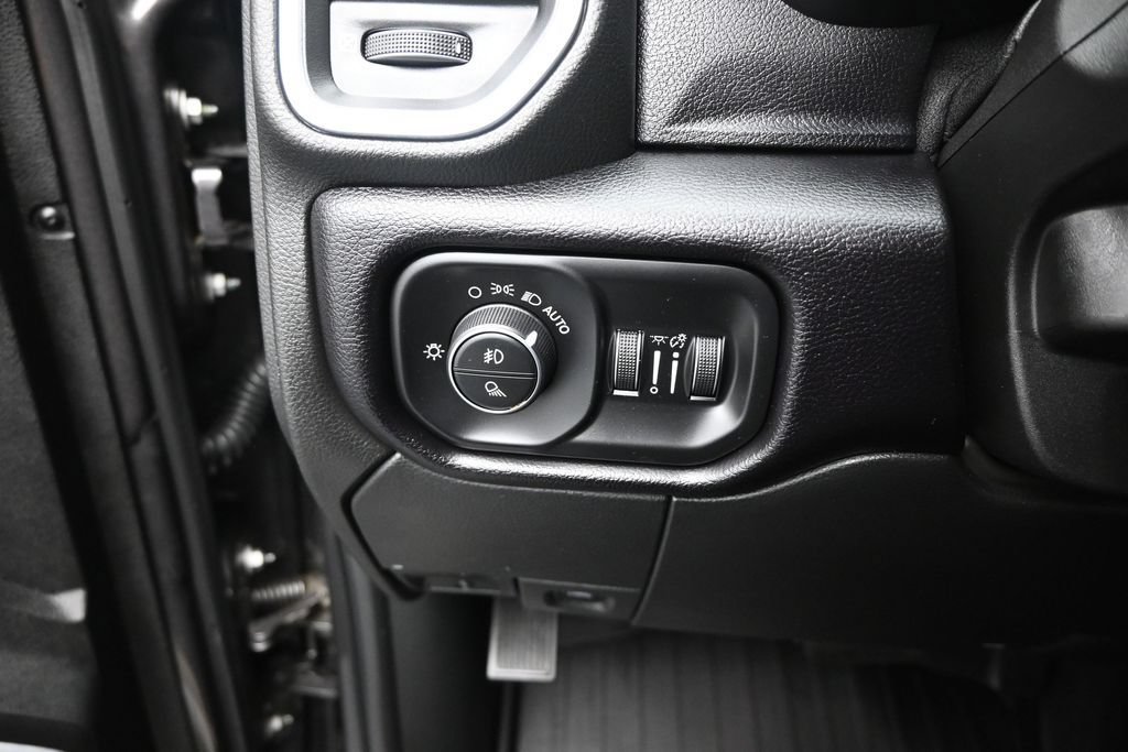 Used 2021 RAM 2500 Laramie AWD/4WD image 12