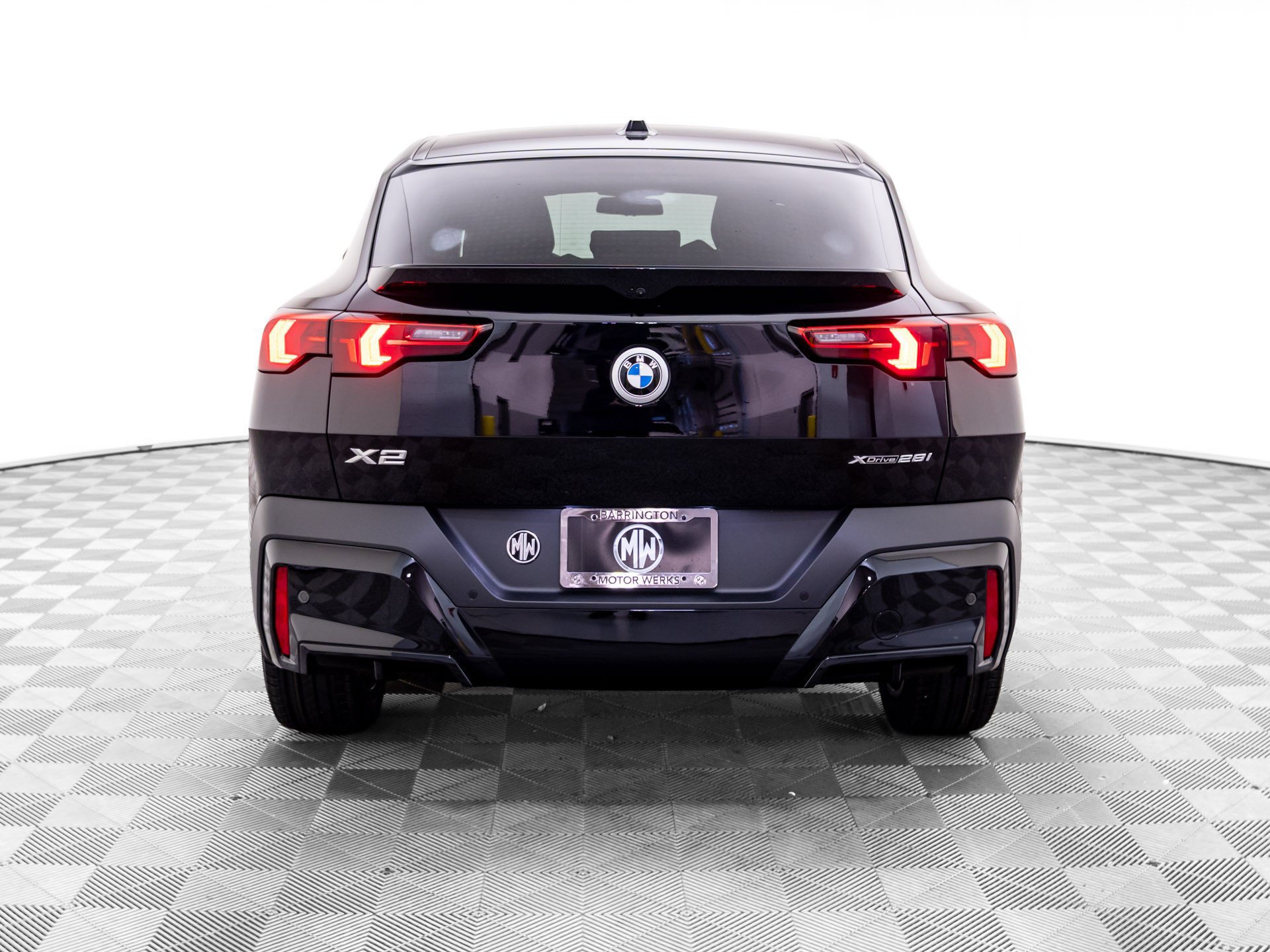 New 2027 BMW X2 xDrive28i w/ Technology Package AWD/4WD image 5