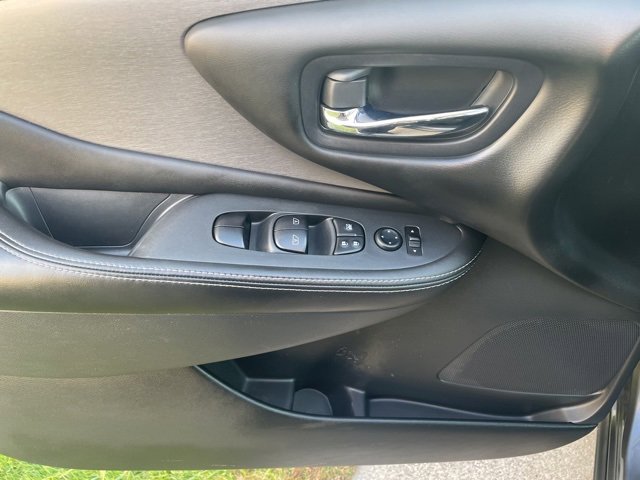 Used 2020 Nissan Murano S image 18