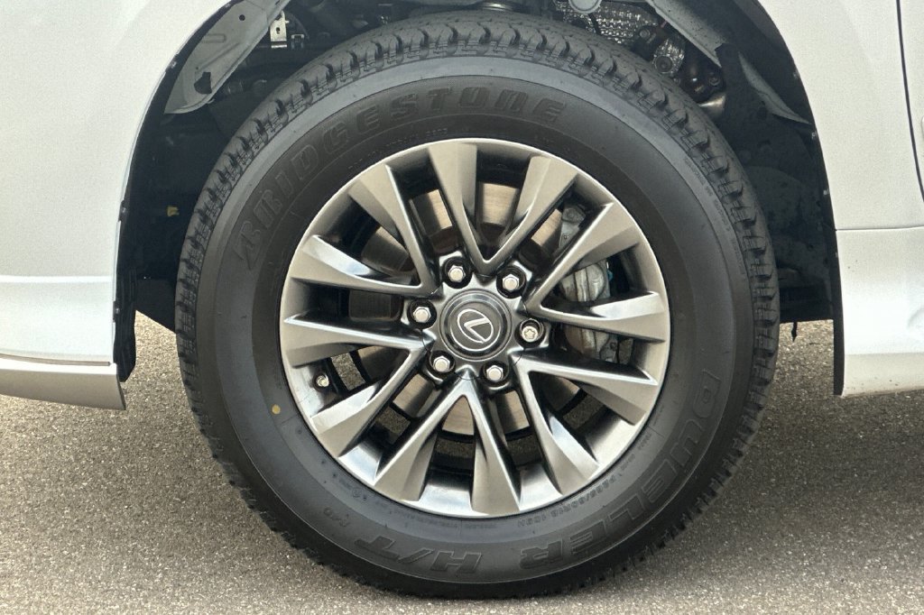 Used 2019 Lexus GX 460 Premium AWD/4WD image 27