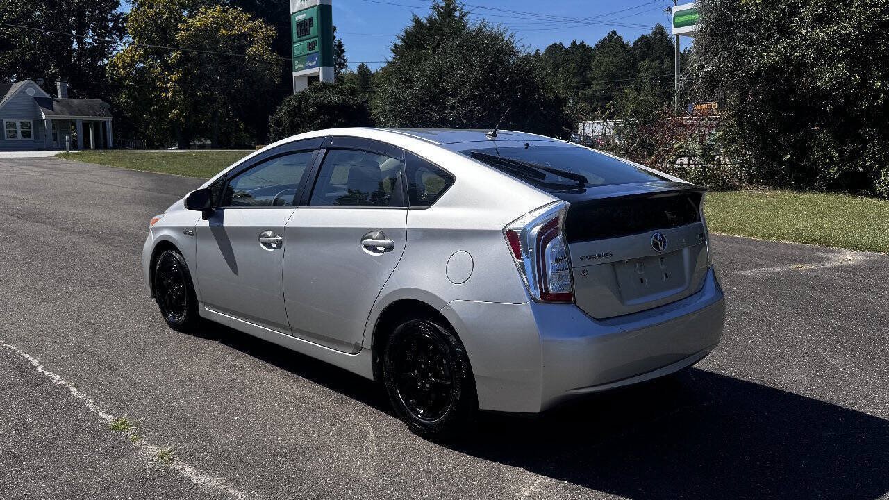 Used 2012 Toyota Prius Two FWD image 6
