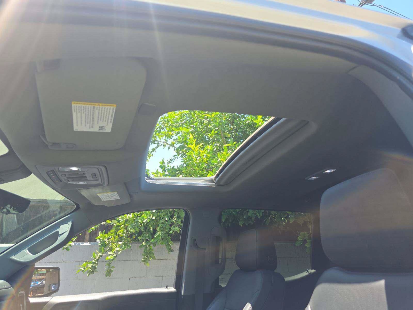 Used 2019 Chevrolet Silverado 1500 LTZ w/ LTZ Plus Package RWD image 7