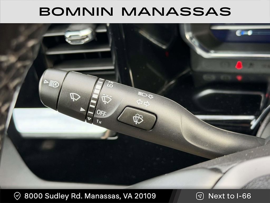 Used 2023 Chevrolet Silverado 1500 LT image 22