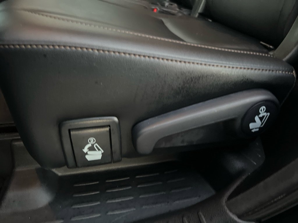 Used 2017 Toyota Highlander XLE image 17