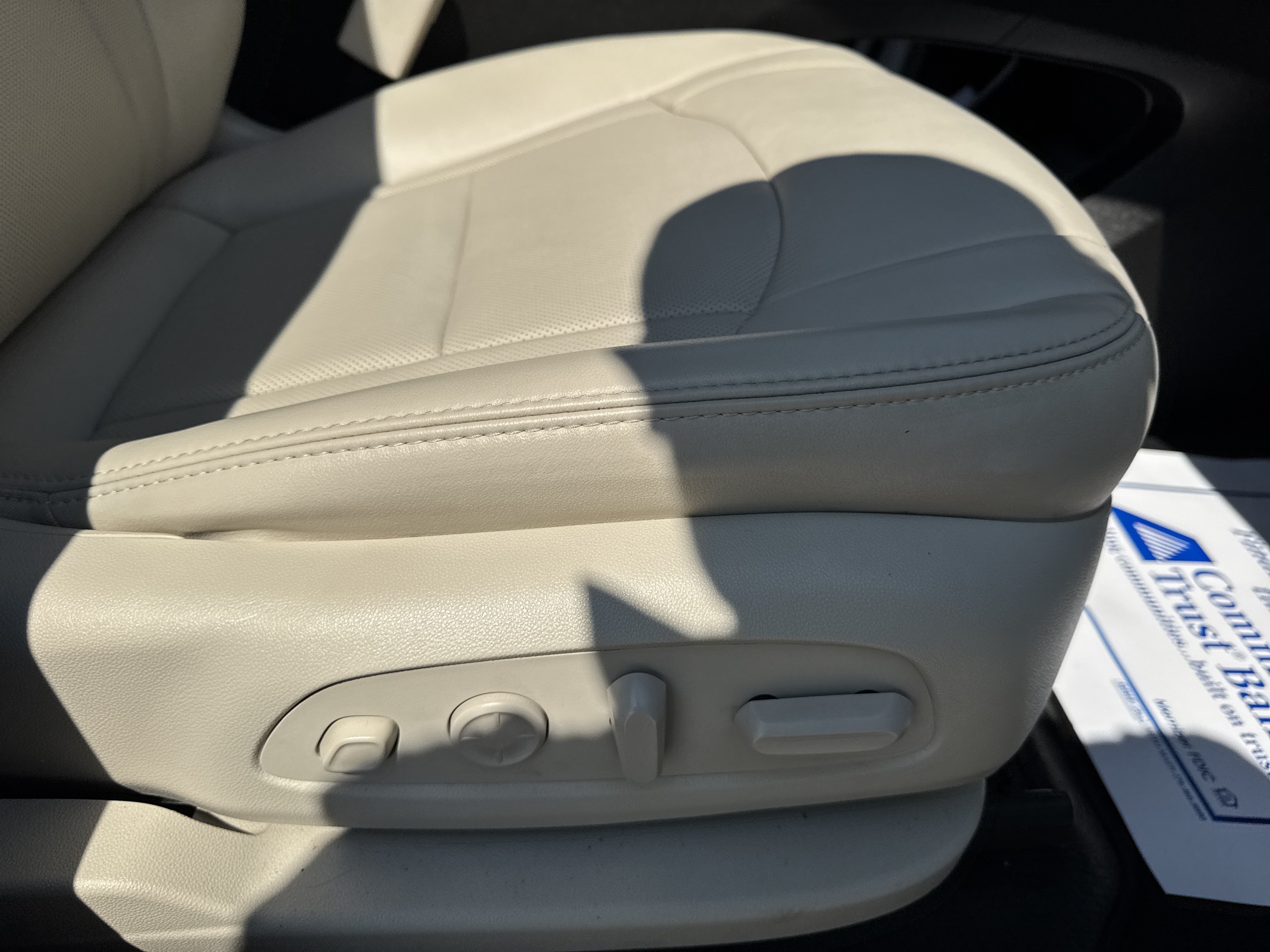 Used 2022 Buick Enclave Premium w/ Experience Buick Package AWD/4WD image 20